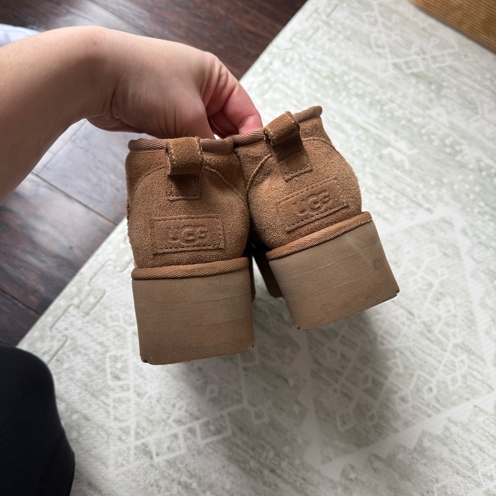 UGG mini platforms - image 1
